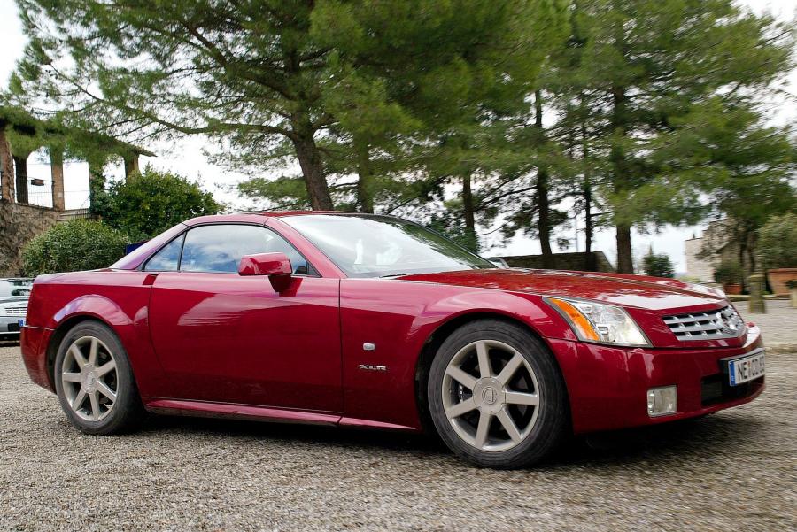  Cadillac XLR Roadster 2004 года  (фото 99 из 128)